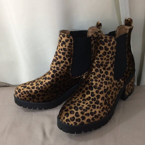 NEW Seven 7 Berlin Ankle Chelsea Boots Leopard Print Chunky Seven7 - Picture 1 of 7